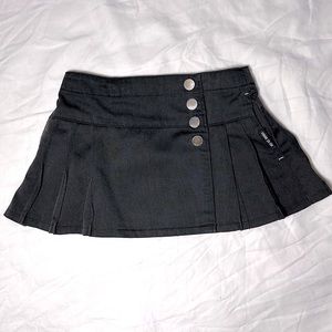 Black Denim Pleated Skirt 🖤